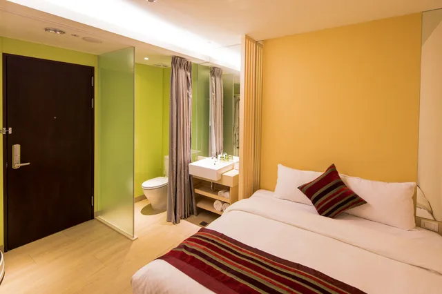 Bright, Deluxe, Double Bed، The Crystal Inn Sun Moon Lake 2/6