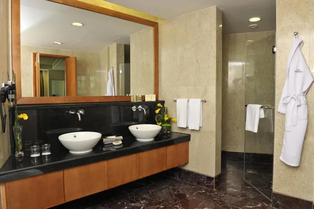 3 Bedrooms, Apartment, Fraser Suites Seef Bahrain 9/10