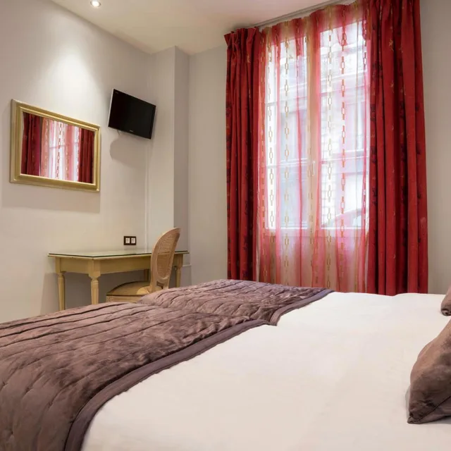 Room, Double Bed, Ground Floor, Accessible, Du Bresil 3/5