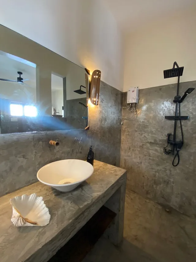 غرفة ديلوكس بسرير مزدوج بشرفة، Bluemango Rooms & Villas 7/7