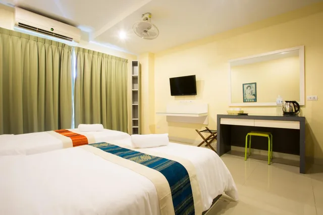غرفة بسريرين منفصلين، Central Residences 3/10