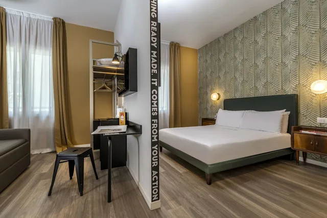 غرفة سوبيريور بسرير مزدوج وسرير بطابقين، Up Hotel 3/6