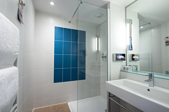 غرفة قياسية بسرير مزدوج بشرفة، Hotel Mercure Toulon La Seyne-Sur-Mer 8/9