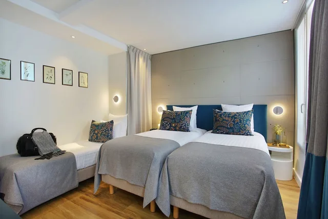 غرفة ثلاثية بثلاثة أسرّة، Le Basile Hotel 2/3