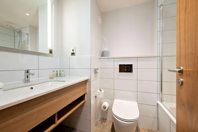 غرفة عائلية بسرير كوين مع أريكة، Hilton Garden Inn Abingdon Oxford 4/7