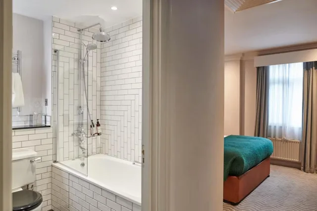 Semi Basement, Twin Beds، Kimpton Clocktower Hotel 3/4