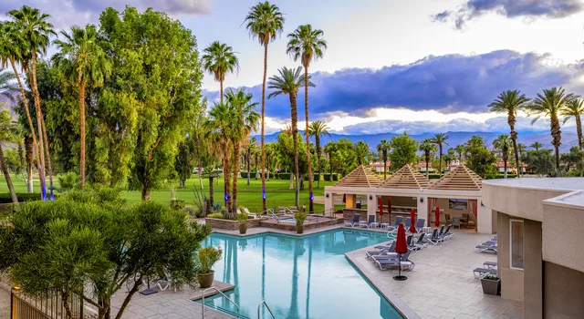 Deluxe, Golf Course View، Indian Wells Resort Hotel 2/2