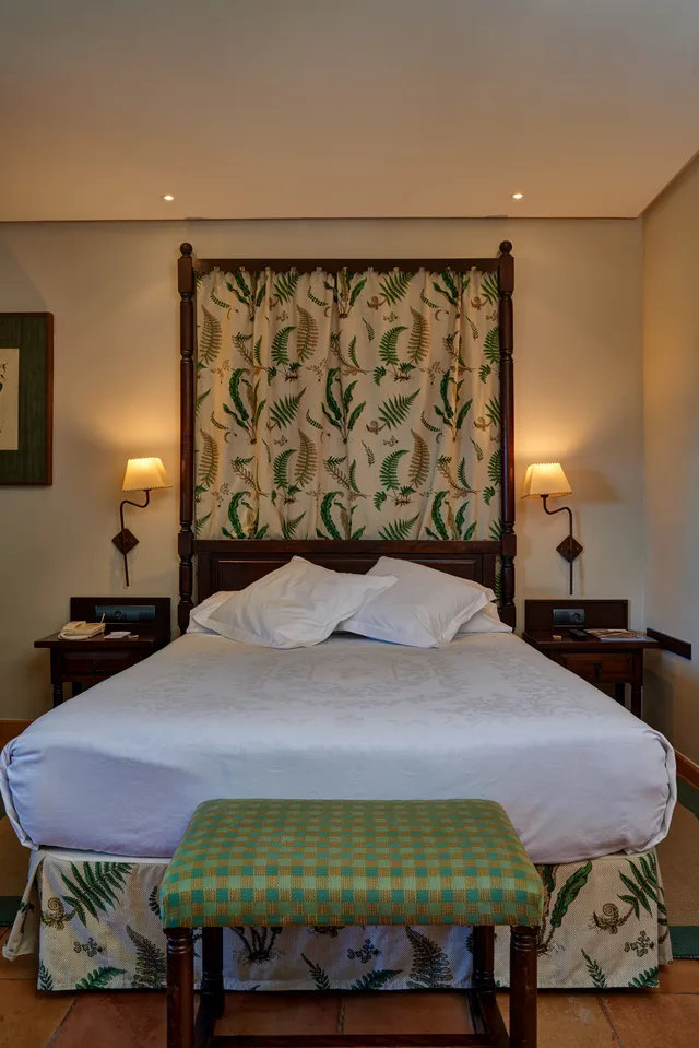 غرفة قياسية بسرير مزدوج، Parador de Sos del Rey Catolico 6/10
