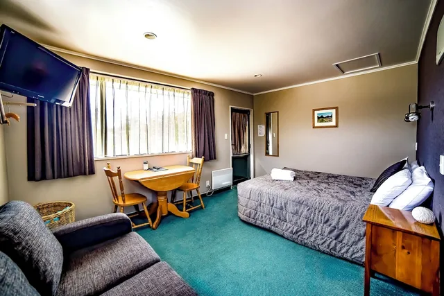استوديو بسرير كينج، Te Anau Lakeview Kiwi Holiday Park Motels 7/9