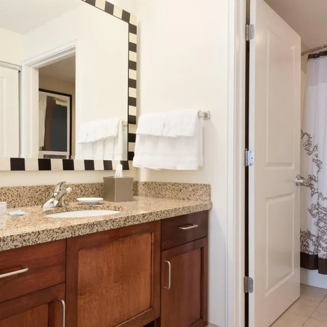 Room, Queen Bed, Sofa, Allergy Friendly, Residence Inn Oklahoma City Downtown Bricktown 3/3