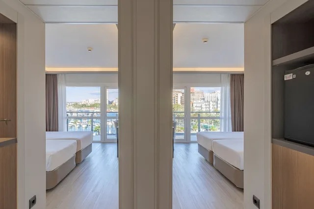 غرفة متصلة بسريرين مزدوجين، Melia Alicante 10/10