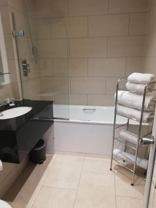 غرفة بسرير مزدوج بإطلالة على البحر بشرفة، CBH Cliff Hotel 3/3