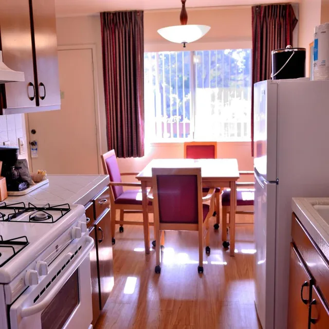 2 Bedrooms, Apartment, Pacific Gardens Inn 1/2