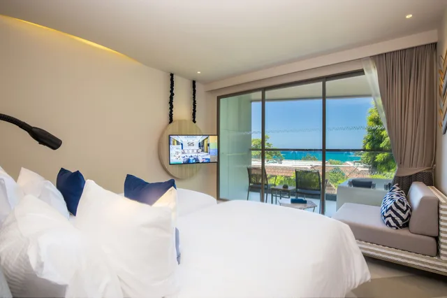 غرفة سوبيريور بإطلالة على البحر بإطلالة جزئية على البحر، The SIS Kata Resort - Adults Only 1/10