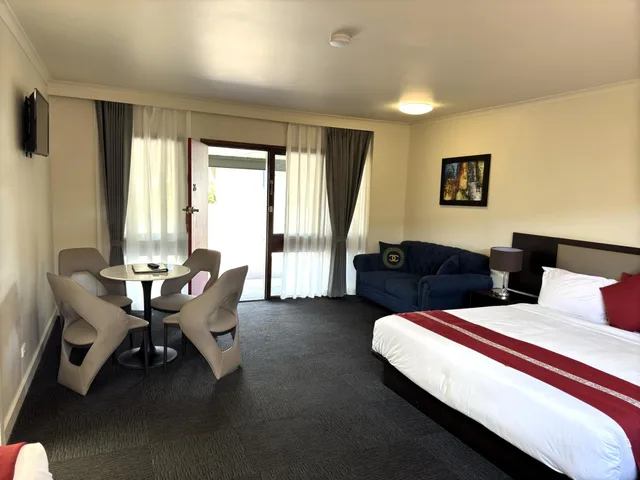 Luxury, Triple, Botanical Hotel 1/1