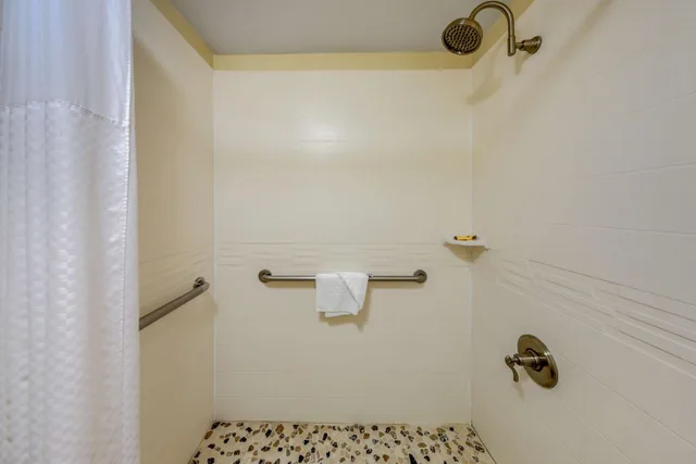 Suite, 2 Queen Beds, Accessible, Best Western Plus South Coast Inn 7/7