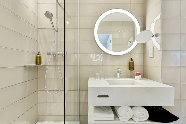 غرفة بريميير ثلاثية، DoubleTree by Hilton Vienna Bosei 8/8