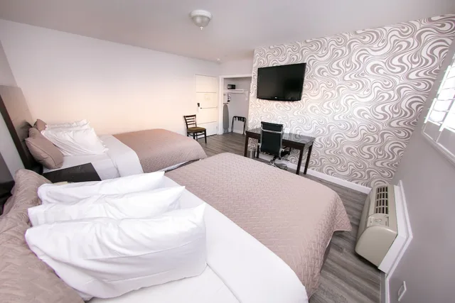 غرفة بسريرين كوين، Staples Center Inn 3/7