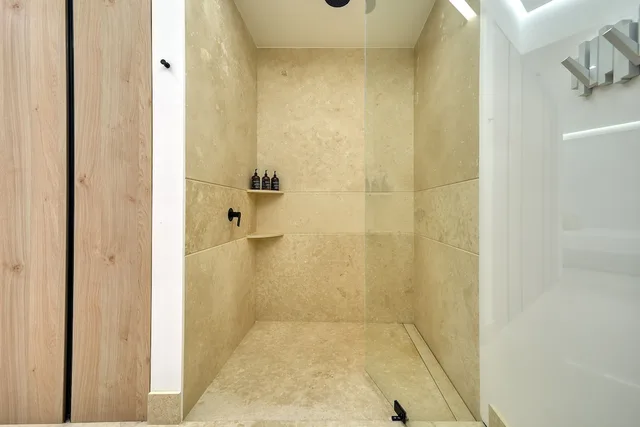 Deluxe, Apartment, King Bed, Queen Murphy Bed, Ocean View, Terrace، Maxwell Collection Romantic Zone 4/4