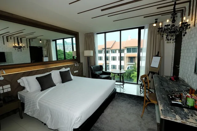 Connecting, Art, Family, Twin Beds، Art Mai Gallery Nimman Hotel 2/10