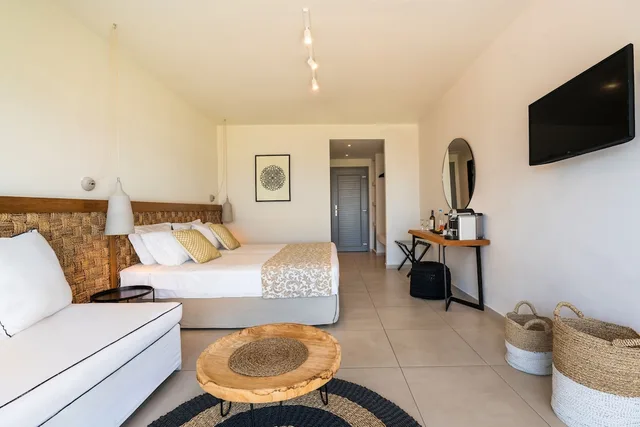 Premium, Bungalow, Queen Bed, Beach Front, 2 Sofa، Amaronda Resort Spa 4/6