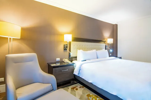 غرفة تنفيذية بسرير كينج، Lucerna Tijuana 9/10