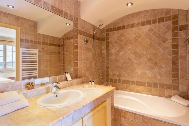 Superior, King Bed, Valley View, Sofa، La Bastide du Calalou Hotel Spa, BW Premier Collection 10/10