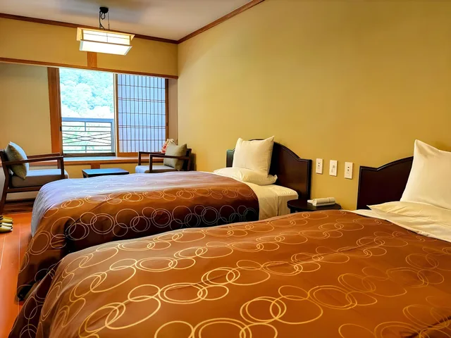 Family, Single Bed, Yufuin Santokan 2/2