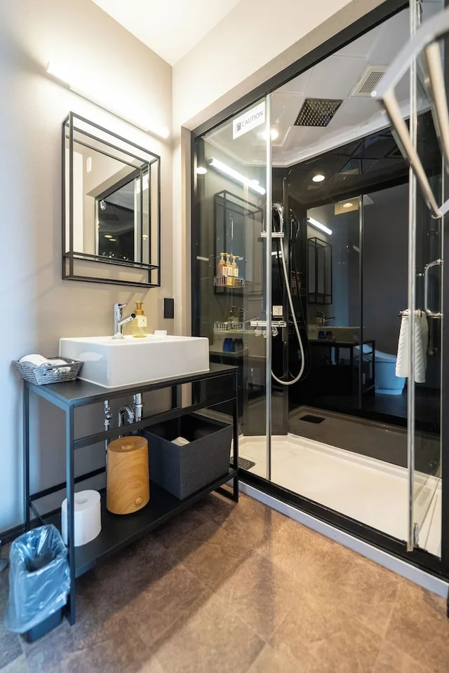 غرفة قياسية بسرير مزدوج، Hotel Tabard Tokyo 7/8