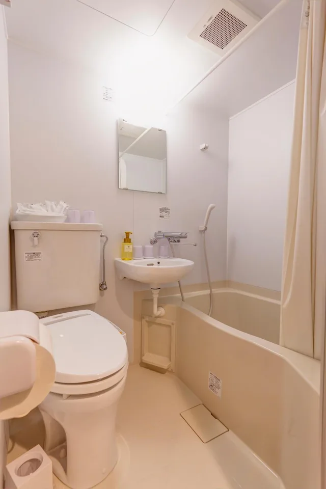 غرفة بأربعة أسرّة تُحدَّد عند الوصول، Naha Central Hotel 1/1
