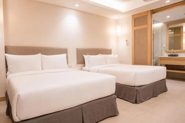 غرفة بريميوم رباعية، Mandarin White Sand Boracay 4/6