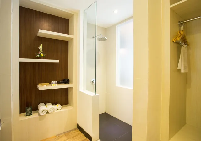 Deluxe, Twin Beds, Tonys Villas and Resort Seminyak Bali 8/8