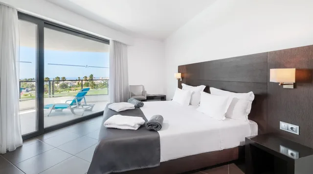 Club, Suite, with View, RR Alvor Baia Resort 1/1