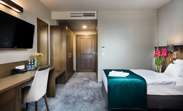 غرفة قياسية بسرير كوين، Residence Szary 2/9