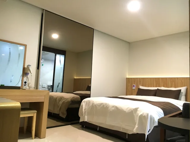 غرفة بسرير مزدوج، K Tourist Hotel 1/3