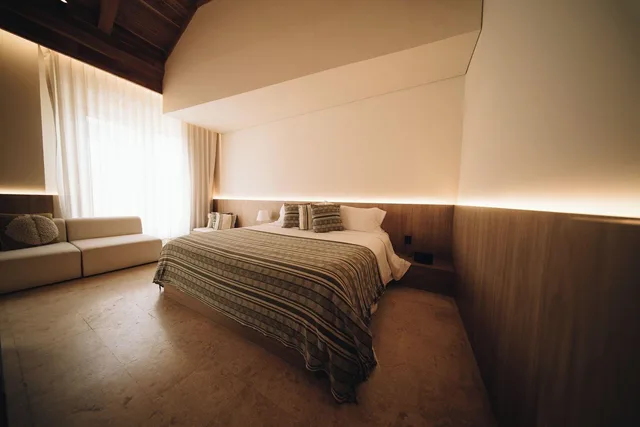 جناح سيغنتشر بشرفة، Hotel Osh Getsemani 6/10