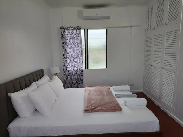 2 Bedrooms, Apartment, 2 Queen Beds, Laundry, Kitchen، Palm Court Budget Motel Backpackers 2/3