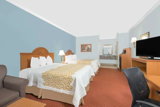 غرفة قياسية بسريرين كوين للمدخنين، Days Inn By Wyndham Robstown 10/10
