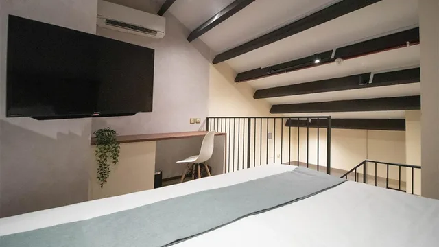 لوفت، Harbour Ville Hotel Hamilton - Lavender 2/6