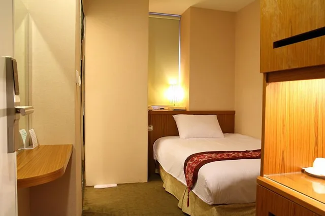 غرفة بزنس مفردة بسرير فردي، York Hotel 3/9