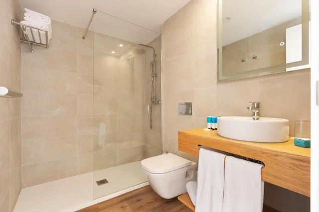 جناح بسرير مزدوج بإطلالة، Alua Suites Las Rocas 3/4