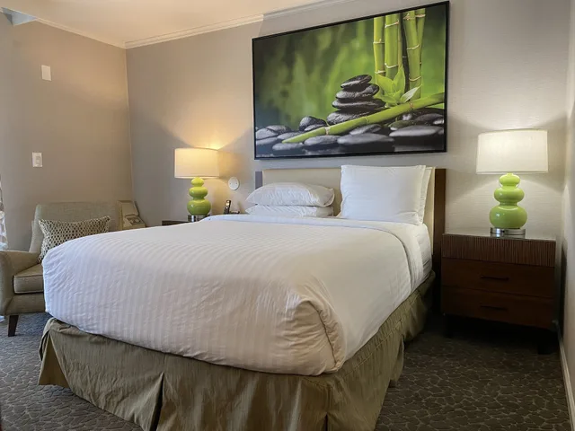 غرفة قياسية بسرير كوين، Creekside Inn Palo Alto 2/7