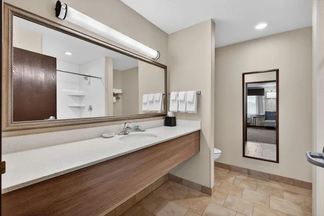 غرفة تنفيذية بسرير كينج، Best Western Timpanogos Inn 4/4