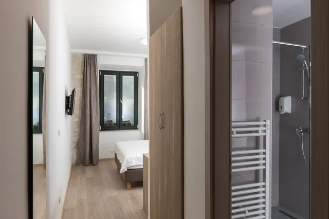 غرفة بسريرين منفصلين بإطلالة على البحر، Hotel Vimbula 8/8