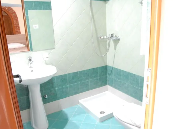غرفة بسريرين منفصلين بشرفة، Hotel Livia 4/4
