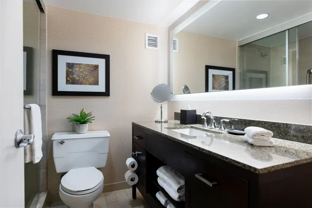 جناح بغرفة نوم واحدة، The Stamford Hotel 2/2
