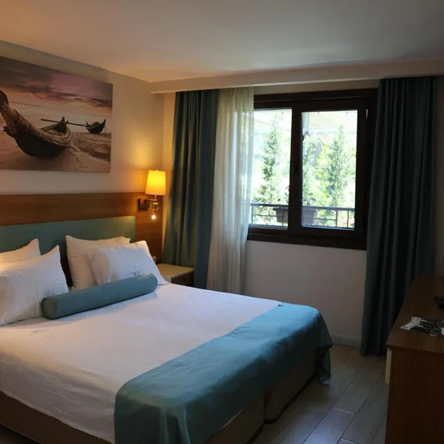 غرفة بسرير مزدوج بإطلالة على الحديقة، Sardinia Hotel 2/10