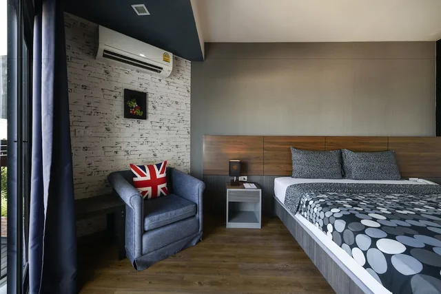 غرفة قياسية بسرير مزدوج، The Loft Seaside Sriracha Hotel 5/7
