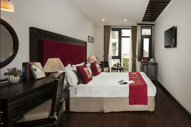غرفة فاخرة بسرير مزدوج بإطلالة على المدينة، Au Coeur D Apos Hanoi Boutique Hotel 1/5