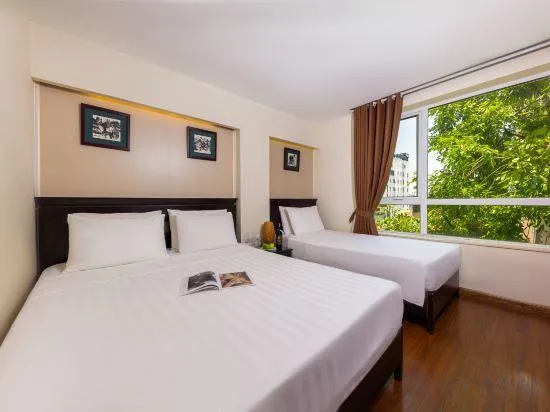 غرفة ديلوكس ثلاثية بسرير كوين وسرير فردي، CENTRE POINT HANOI HOTEL 1/1